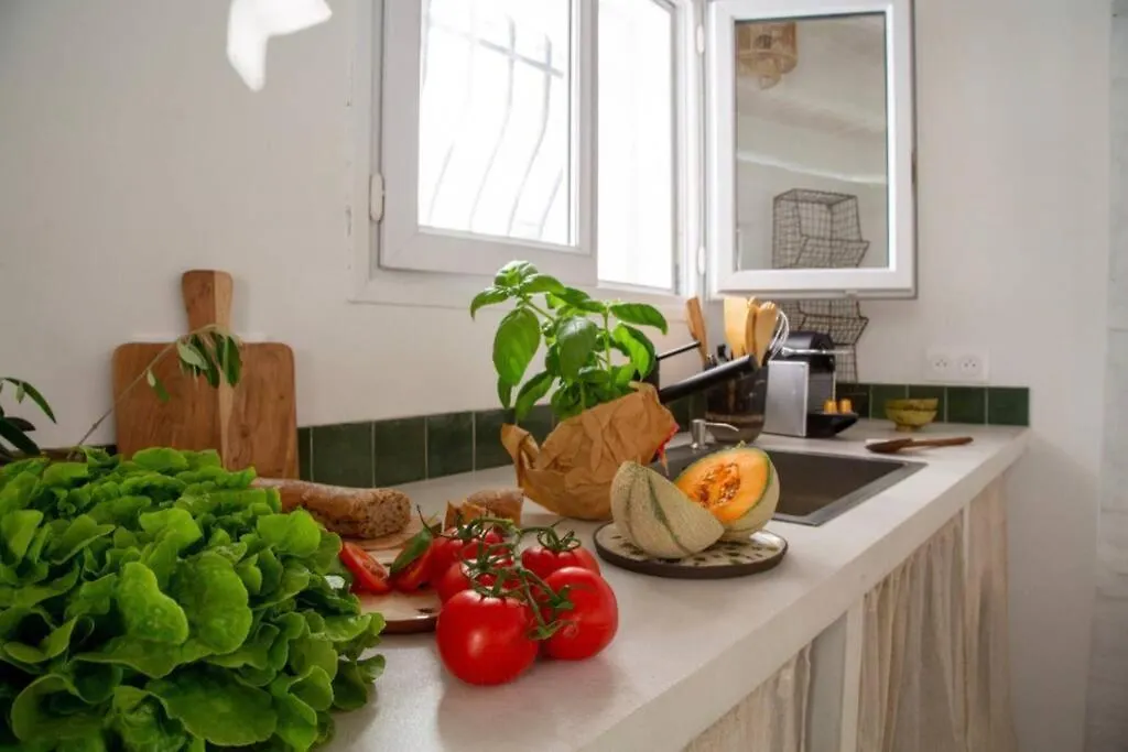 Apartment Vieil Antibes, Plage De Sable, Avec Parking France